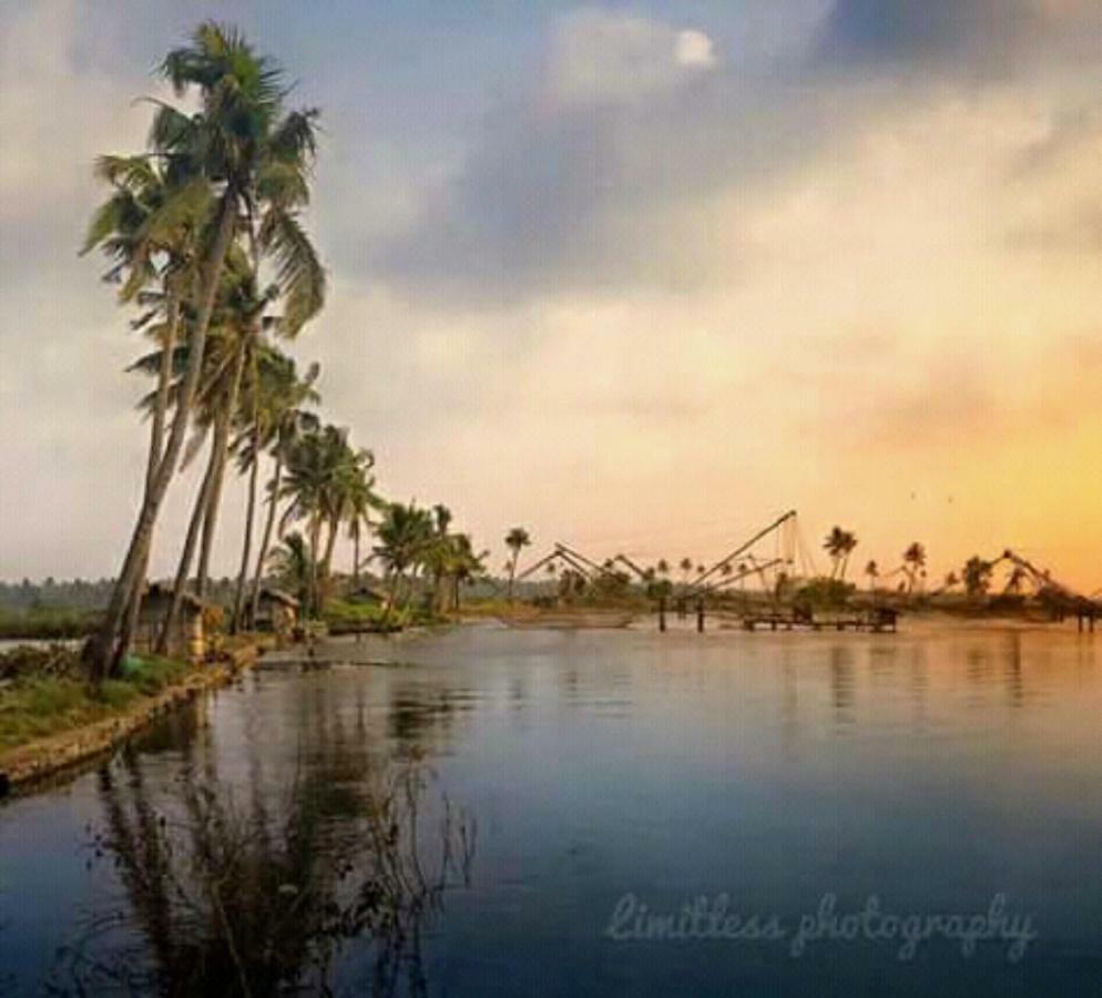 Rajatheeram Beach Homestay & Backwater Cruise Alleppey Alappuzha 외부 사진